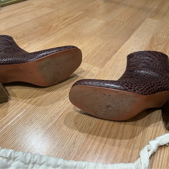 Zou Xou Dark Brown Crocodile Pattern Ankle Boots - Picture 6 of 16